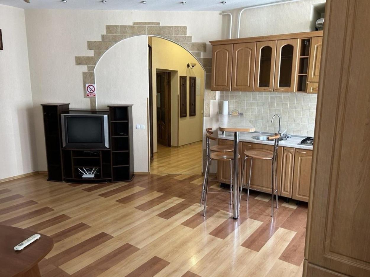 Апартаменти 3-Кімнатні, М. Майдан Незалежності Kiew Exterior foto